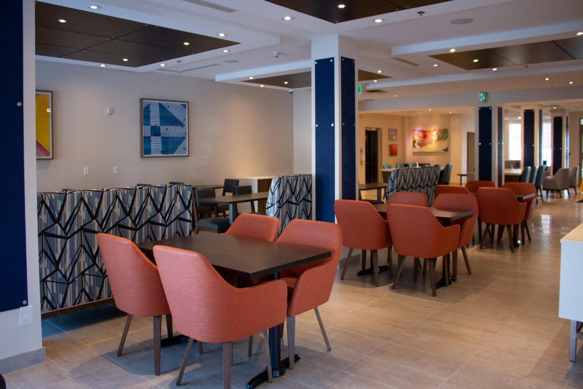 Holiday Inn Express Kingston Central By Ihg Buitenkant foto