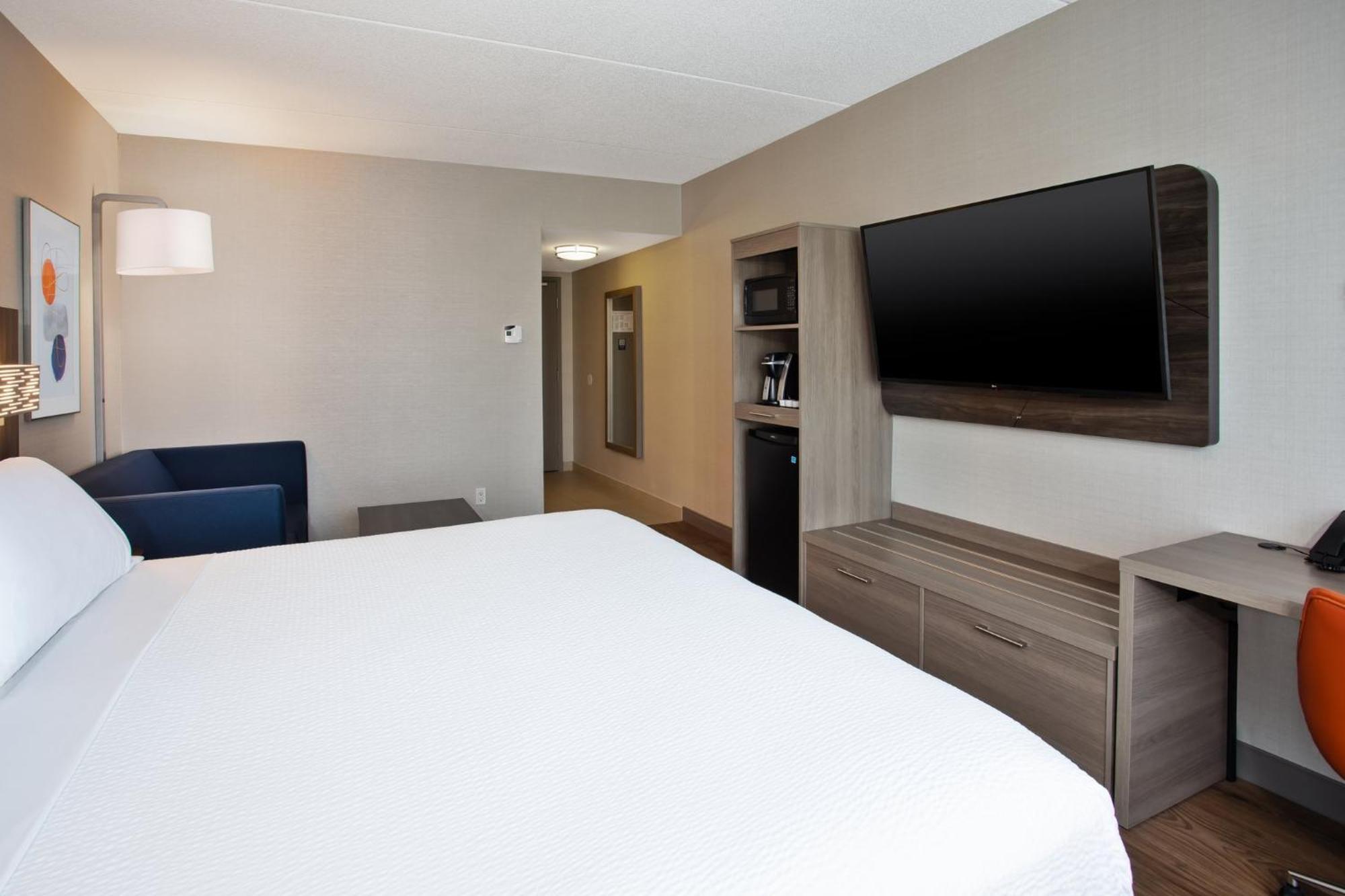 Holiday Inn Express Kingston Central By Ihg Buitenkant foto